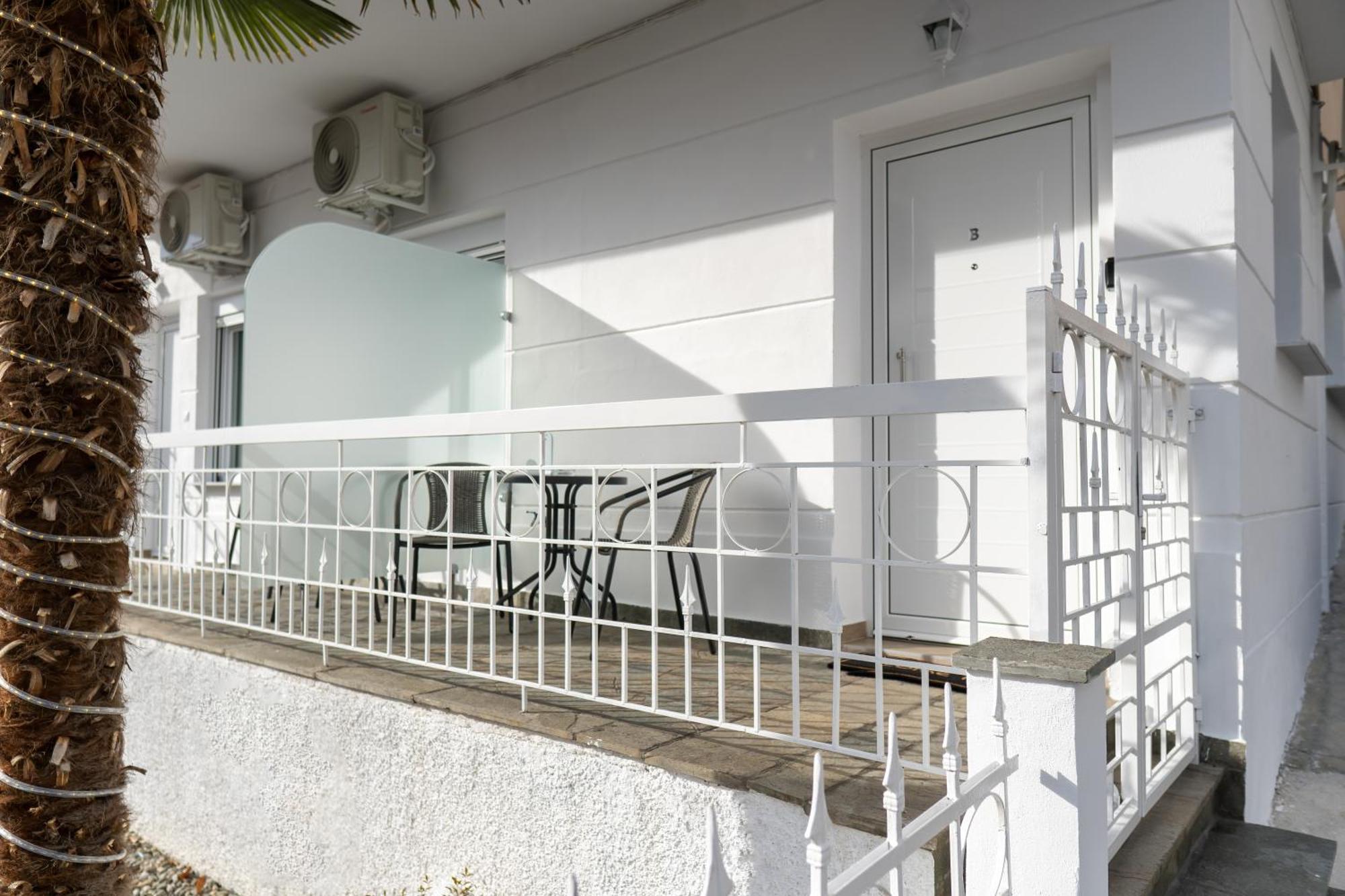 Airbnb Kastoria - Bella Vista B Bagian luar foto
